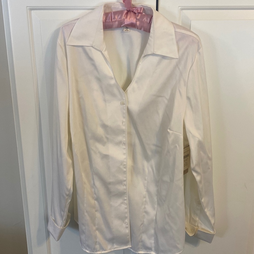 Coldwater creek classic button down shirt with tags
